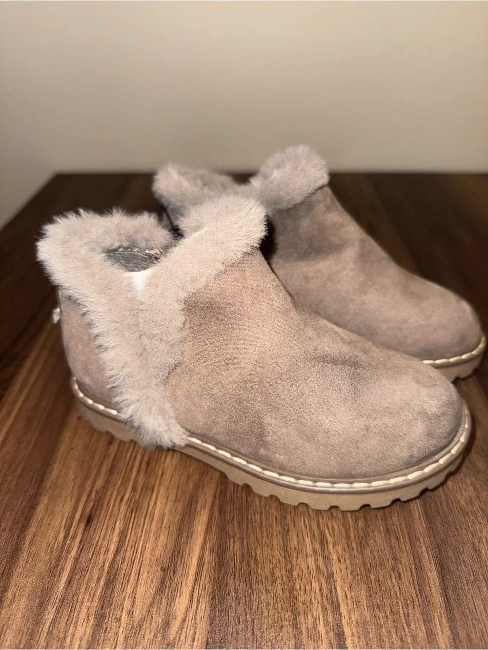 🆕NWOT Wonder Nation girls size 10 faux fur Boots